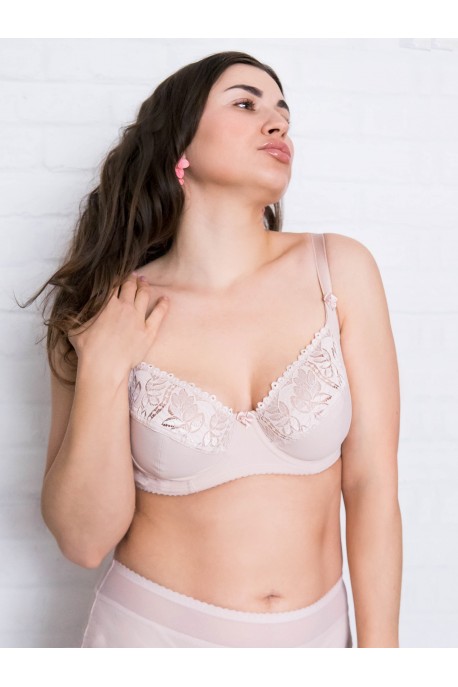 Бюстгальтер с боковой корректирующей деталью